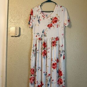 🌸 Viishow White Floral Short Sleeve Dress – Size XL 🌸